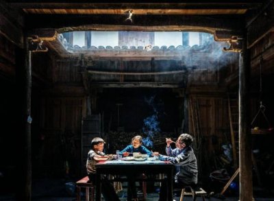 ​飞入寻常百姓家的上一句,飞入寻常百姓家的上一句话是什么