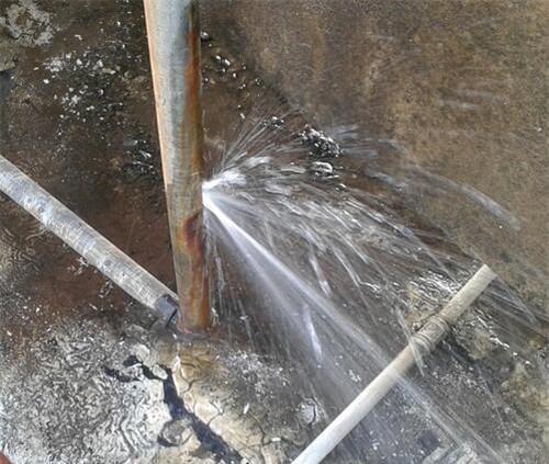 冬天怎样防止水管冻住