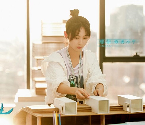 乌鸦小姐与蜥蜴先生原著小说叫什么