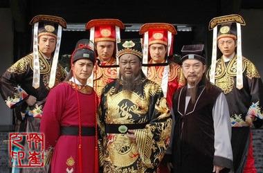 新包青天白龙驹百科