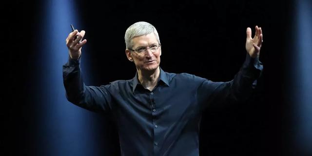 乔布斯发布的最后一代iphone（乔布斯发明iPhone库克重塑苹果）(4)