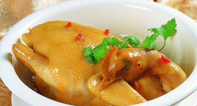 ​清蒸鸡是什么地方的菜,清蒸鸡是哪里的菜系