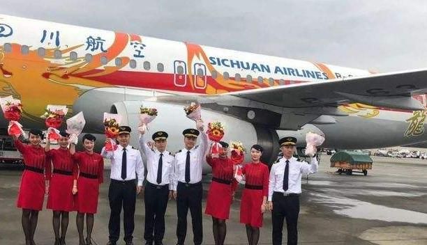 中国机长真实事件介绍，电影