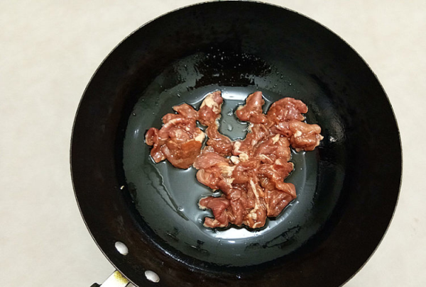 洋葱炒牛肉怎么炒,牛肉炒洋葱怎么做图4