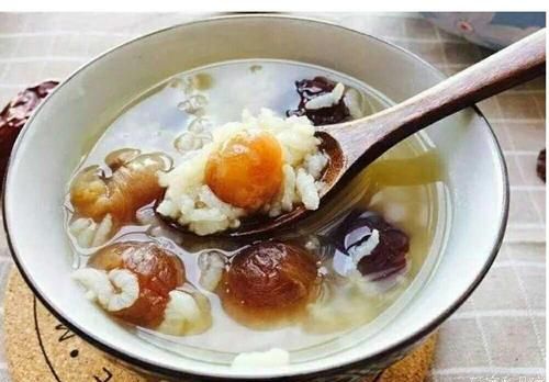 桂圆煲汤要不要去壳