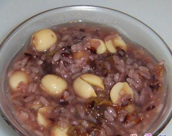 桂圆熬粥时需要去壳去核的吗