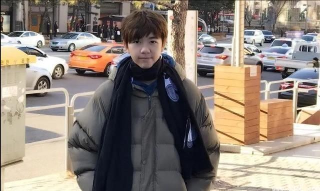 莫镐濂的父母是谁？ 莫镐濂家庭背景是什么