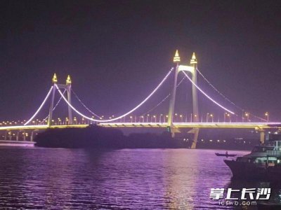 ​通过这张照片，长沙民警救下一条命