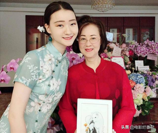 琼瑶个人资料简介及家世（琼瑶阿姨多有钱？版权超10亿，豪宅近6亿）