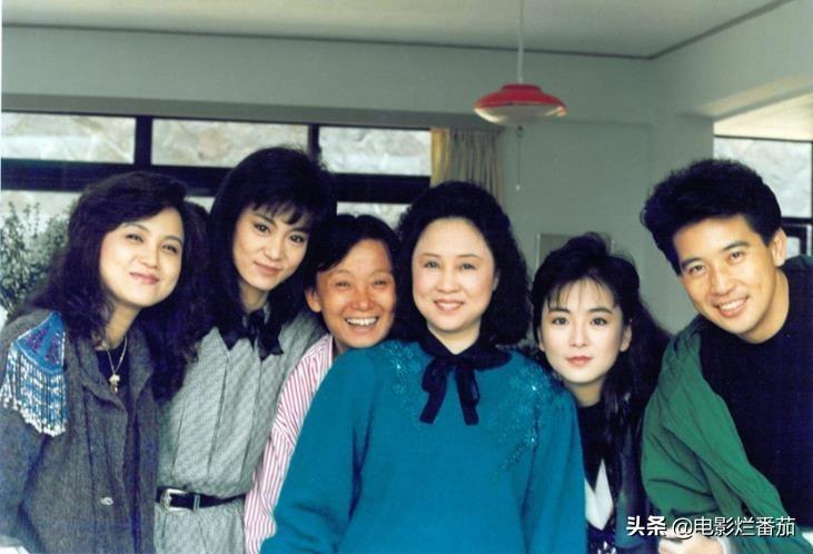 琼瑶个人资料简介及家世（琼瑶阿姨多有钱？版权超10亿，豪宅近6亿）