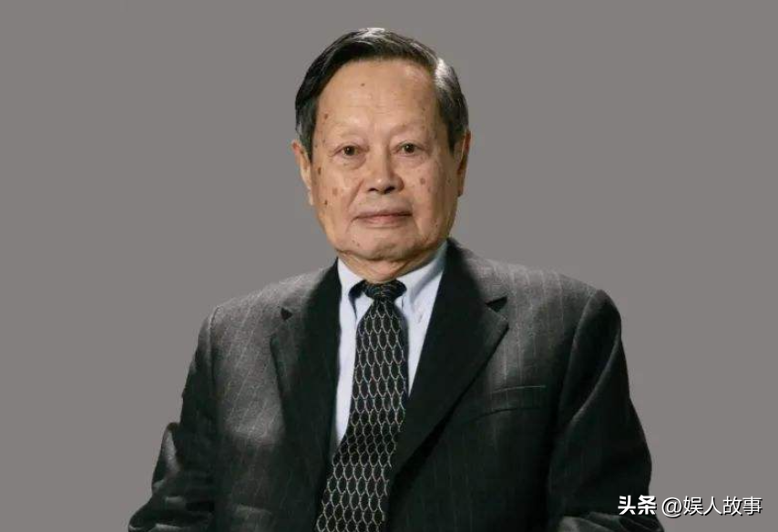 杨振宁的个人资料及简介 ：和翁帆恩爱19年，月薪百万都交给妻子，她的选择令人泪目