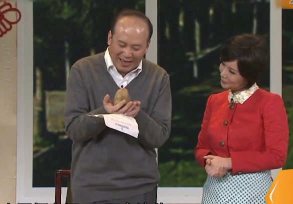 郭达：喂猪工人成春晚常客，当红时无奈隐退，娶到吴芳最得意