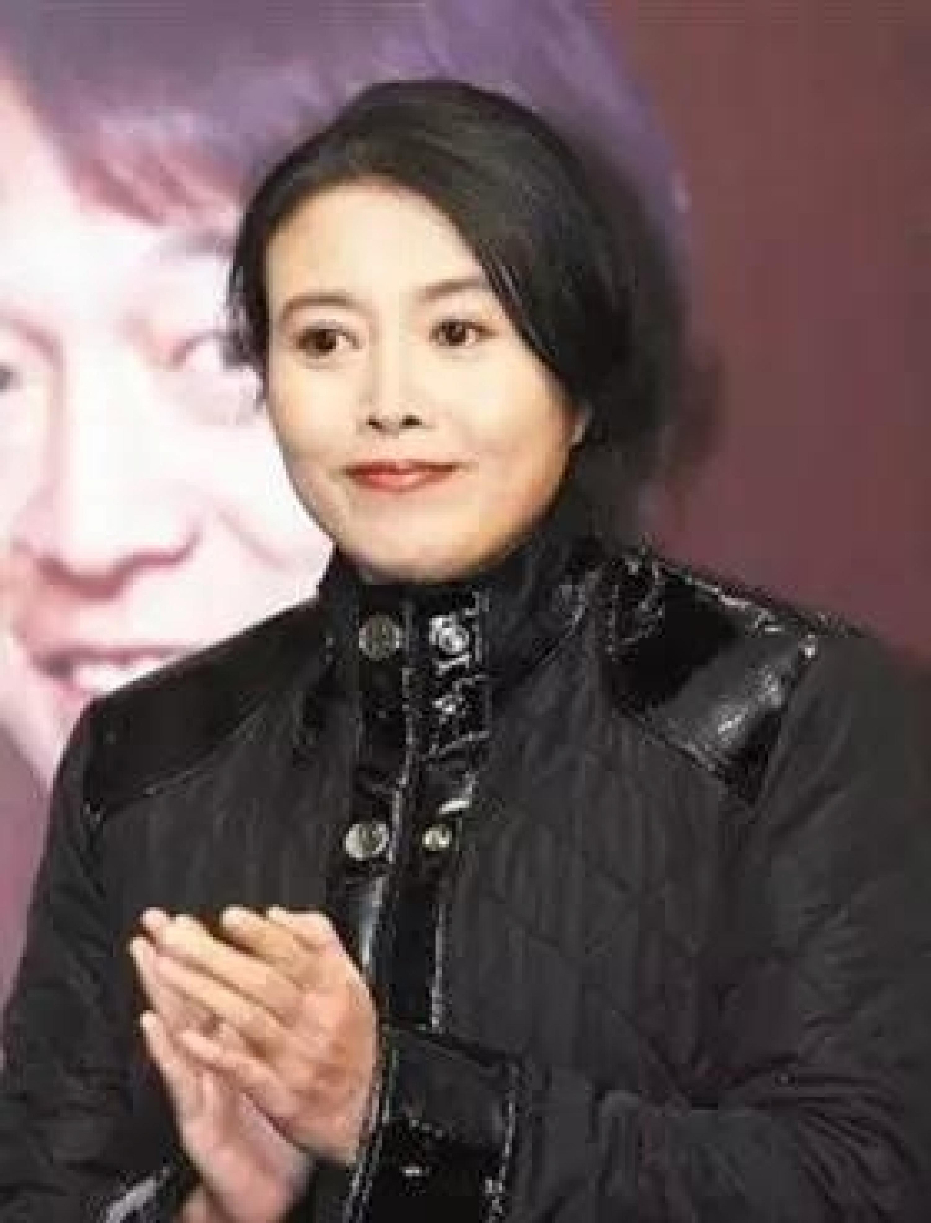 孙红雷与丁嘉丽分手20年：他娶海归美女做爸爸，她愧对女儿仍单身