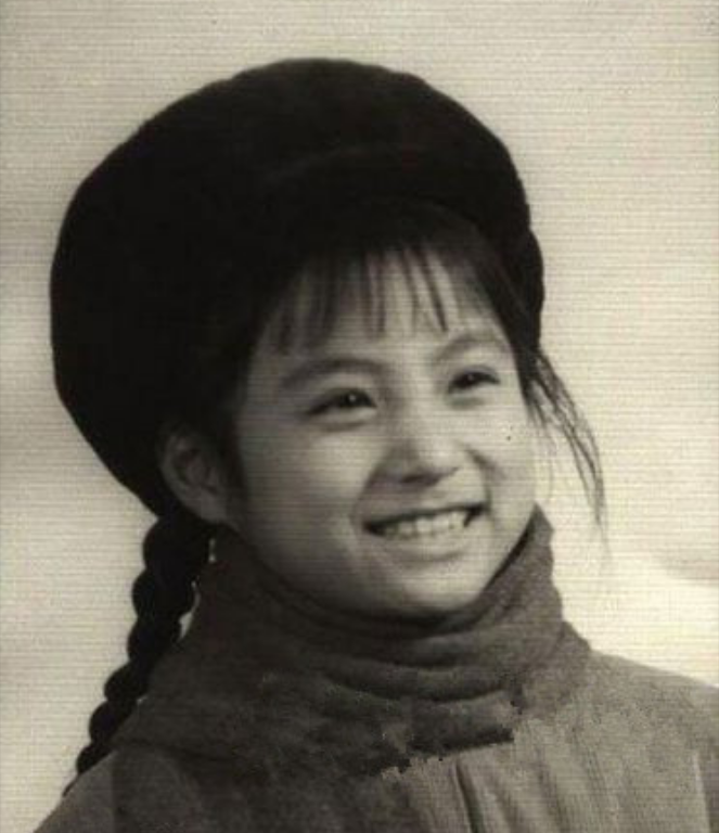“玉兔精”李玲玉个人资料简介（两婚两离，单身抚养儿子多年，如今靠商演捞金）