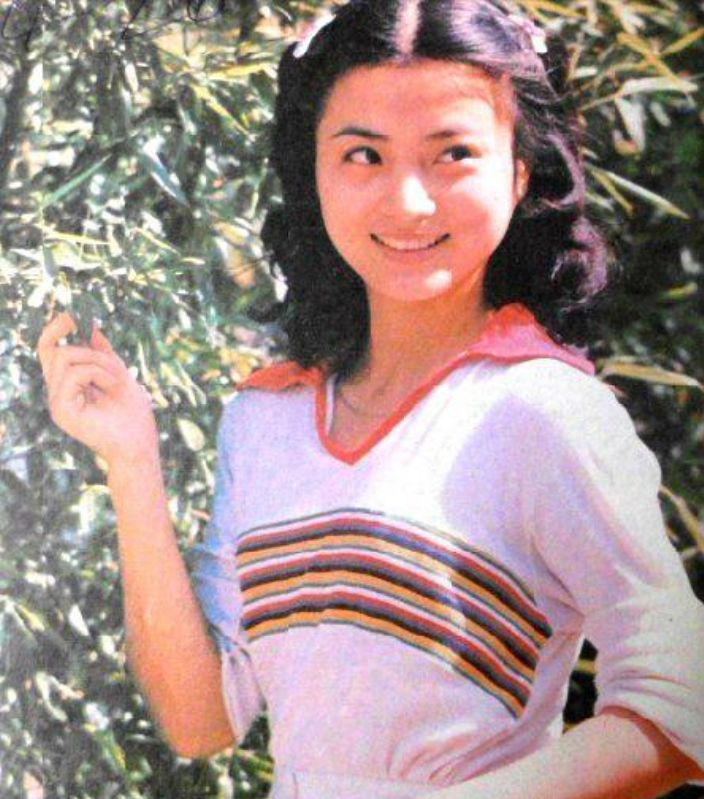 “玉兔精”李玲玉个人资料简介（两婚两离，单身抚养儿子多年，如今靠商演捞金）