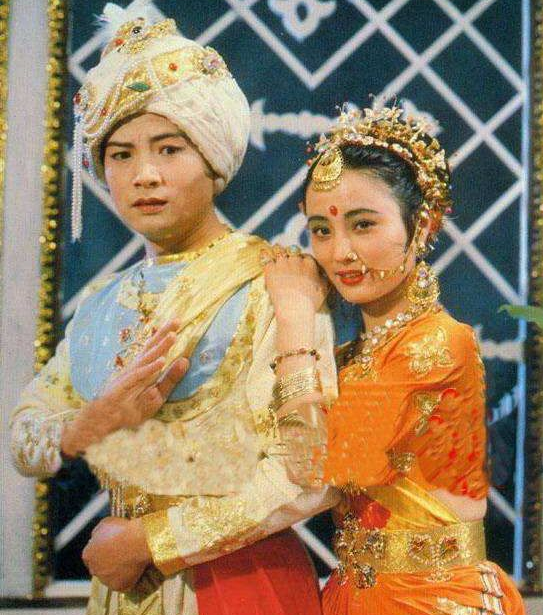 “玉兔精”李玲玉个人资料简介（两婚两离，单身抚养儿子多年，如今靠商演捞金）
