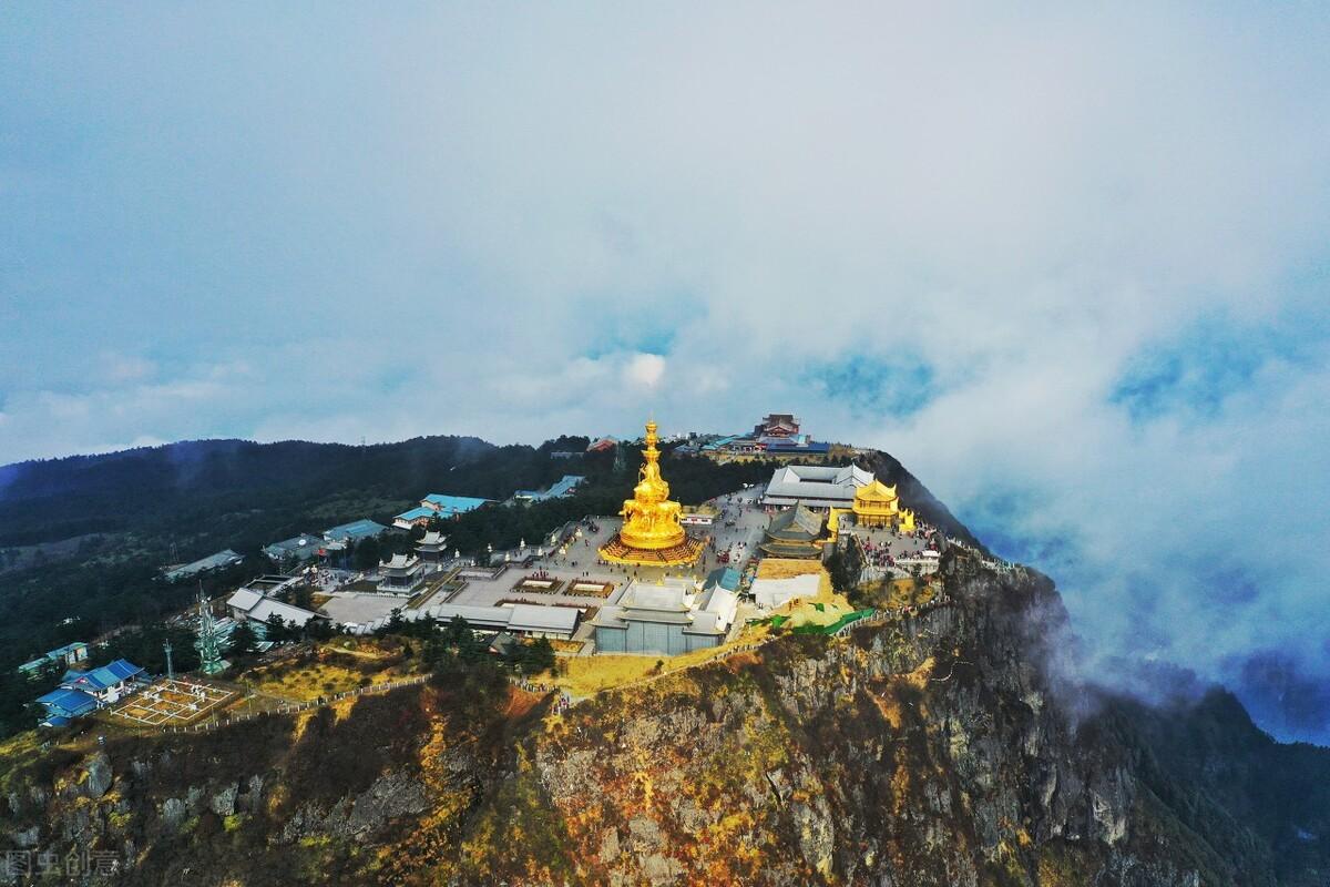 中国十大最美名山()