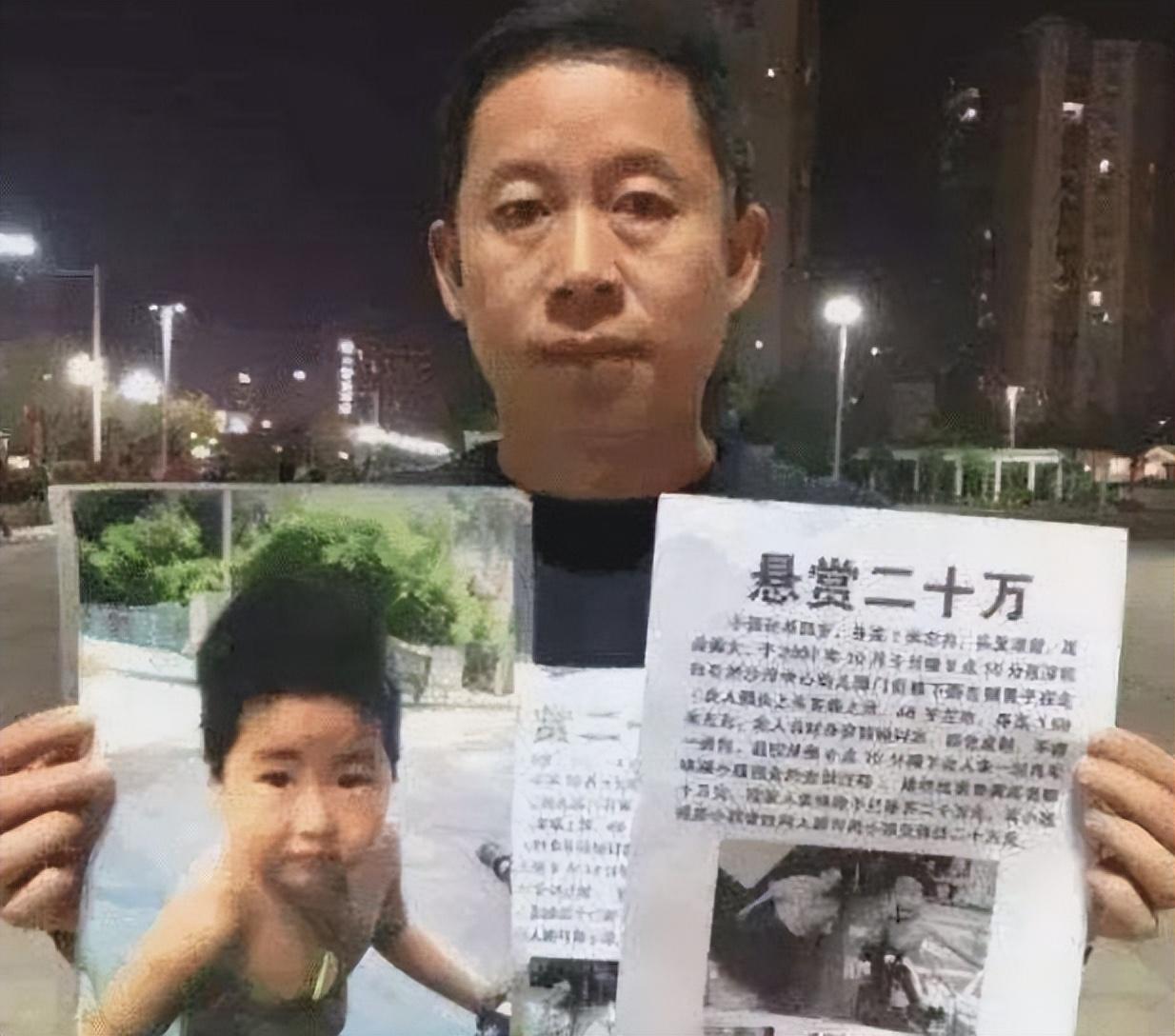孙海洋的个人资料简介：从包子铺小老板，到百万粉丝网红，他的走红实属无奈