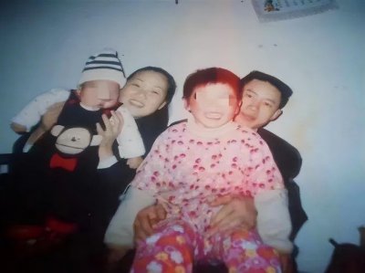 ​孙海洋的个人资料简介：从包子铺小老板，到百万粉丝网红，他的走红实属无奈