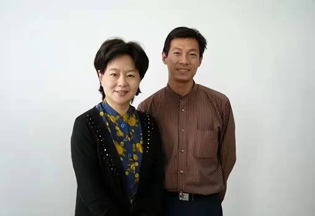 鞠萍的个人资料简介 ，一婚任劳任怨却不被理解，再婚中获得幸福