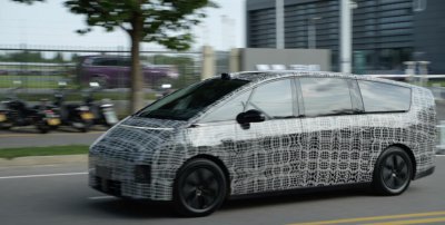 ​又大又丑的 MPV「保姆车」， 成了车企的新战场