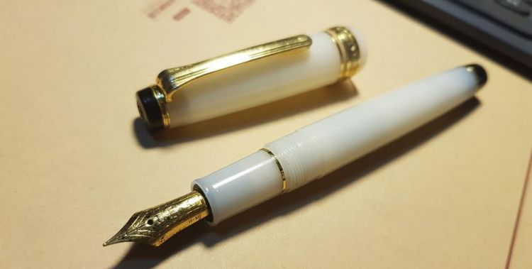 这支钢笔已经好长时间不用了，清之后还是不下水，怎么办