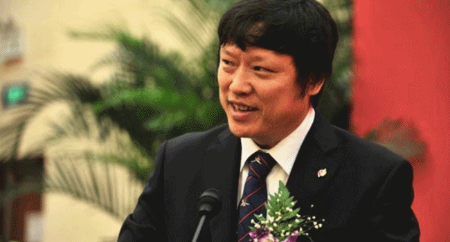 胡锡进简介个人资料（胡锡进到成都参加活动，自吹掌声不断，合影时心惊胆战怕被感染）