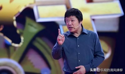 ​胡锡进简介个人资料（胡锡进到成都参加活动，自吹掌声不断，合影时心惊胆战怕