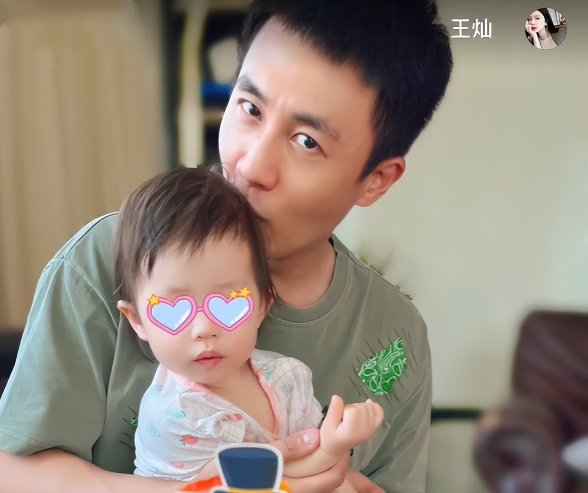 王灿一早就与杜淳秀恩爱，自曝6点起床亲自给女儿做早餐，好贤惠