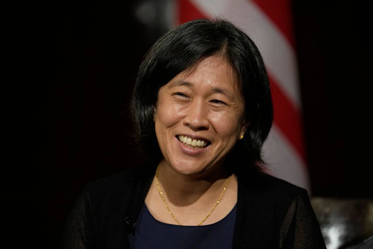 华裔的身份戴琪自己很清楚，所以比其他美国人，她对中国只会更狠
