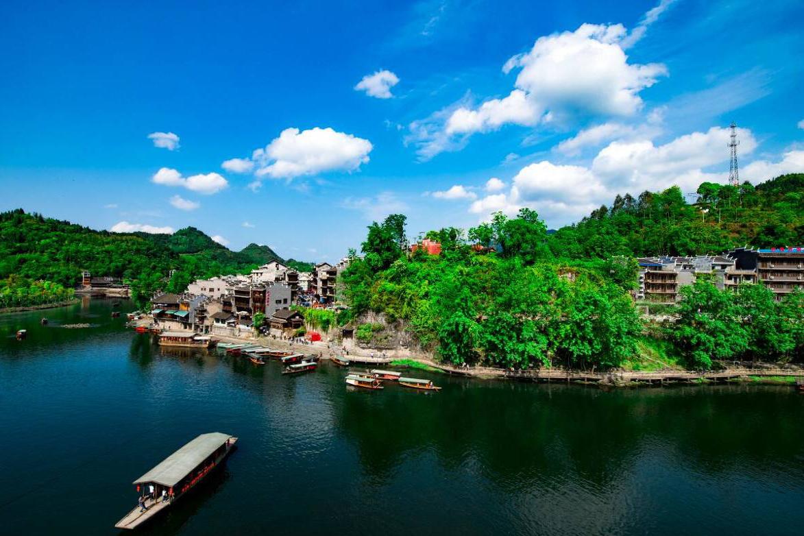 花垣县属于湖南哪个市(湖南花垣县属于哪个市)