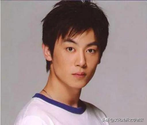 朱亚文个人资料 ：因事业和9年初恋分手，29岁娶沈佳妮，至今零绯闻