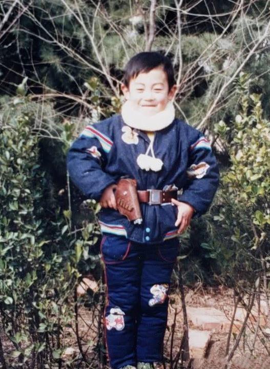 朱亚文个人资料 ：因事业和9年初恋分手，29岁娶沈佳妮，至今零绯闻