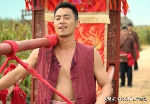 朱亚文个人资料 ：因事业和9年初恋分手，29岁娶沈佳妮，至今零绯闻