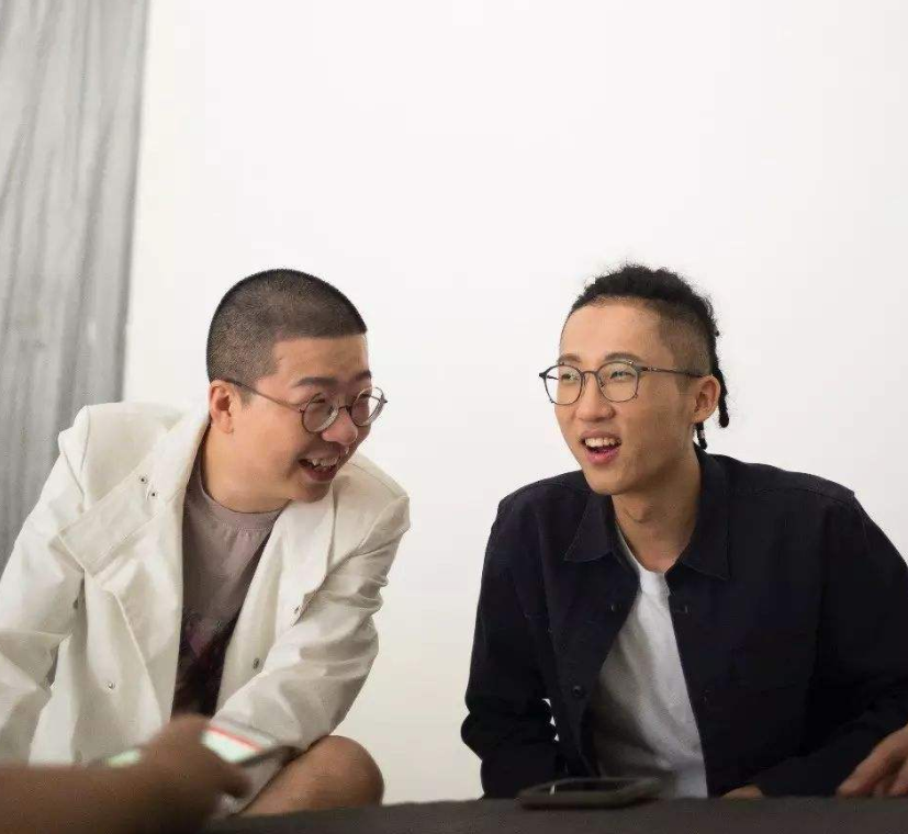 李诞个人资料父母是干什么的（名和利，救不了李诞）