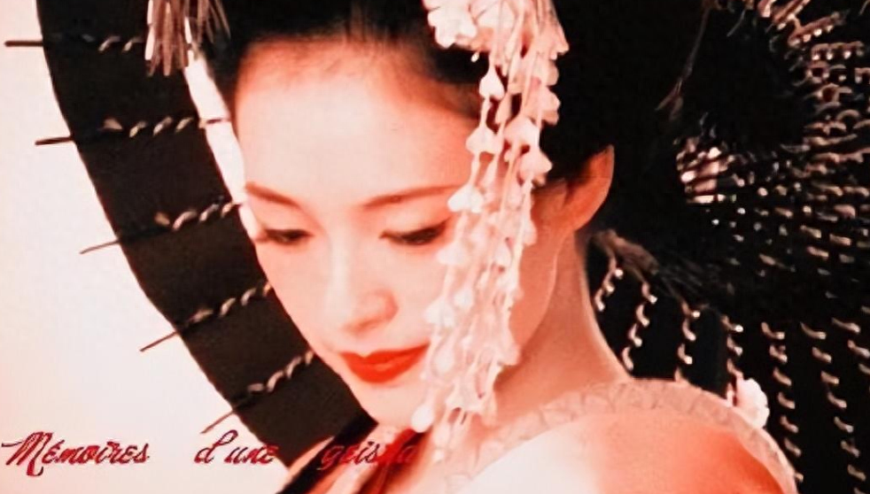 演员章子怡个人资料：不顾父母反对嫁给三婚男人汪峰，甘当后妈，孝敬婆婆