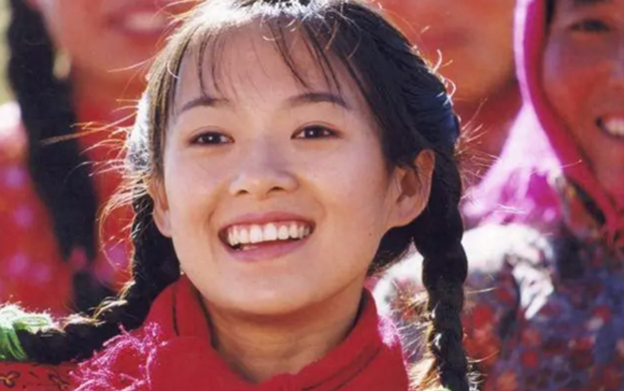 演员章子怡个人资料：不顾父母反对嫁给三婚男人汪峰，甘当后妈，孝敬婆婆