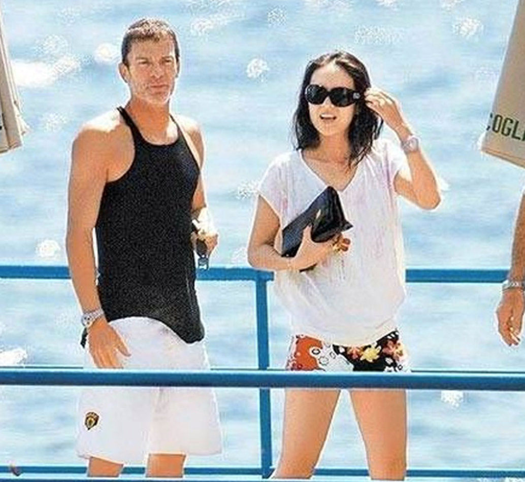演员章子怡个人资料：不顾父母反对嫁给三婚男人汪峰，甘当后妈，孝敬婆婆