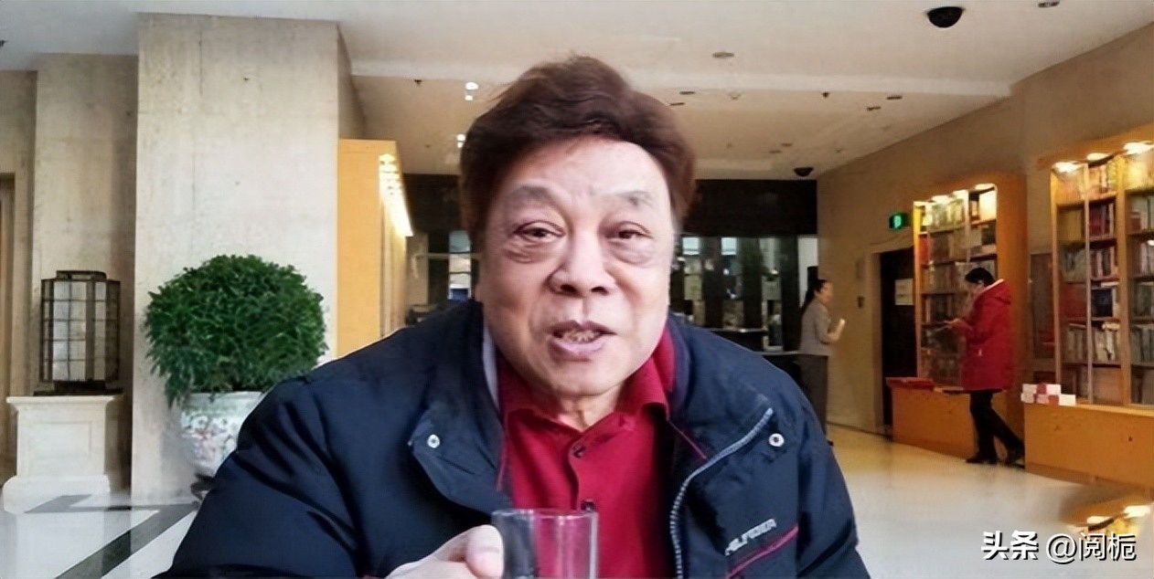 赵忠祥个人资料：一生献给事业78岁病逝，遗产却没给妻子、儿子一分