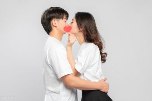国庆节假期哪天适合结婚(国庆节全国高速免费吗)-第1张图片-