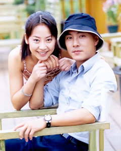 ​张卫健的老婆是谁(“常州女婿”张卫健：三次结婚娶同一个女人，57岁盼宝宝)