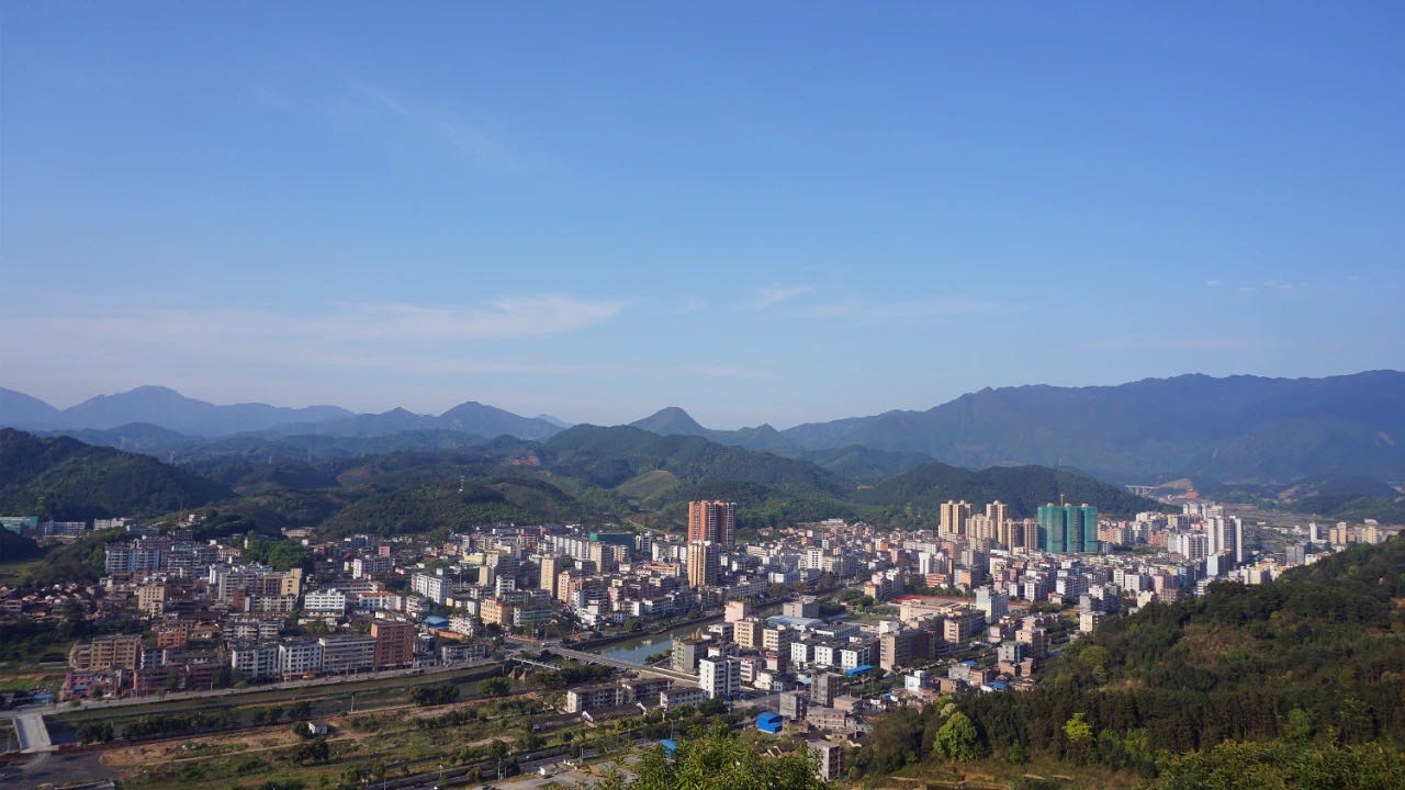 连山是哪个省哪个市(连山县属于哪个市哪个区)