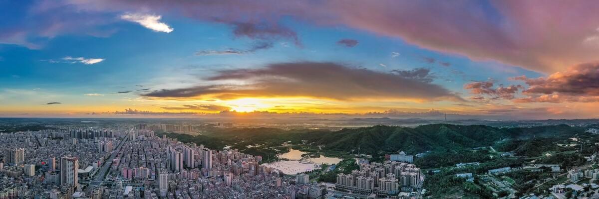 廉江市属于哪个市(广东省廉江市属于哪个市)
