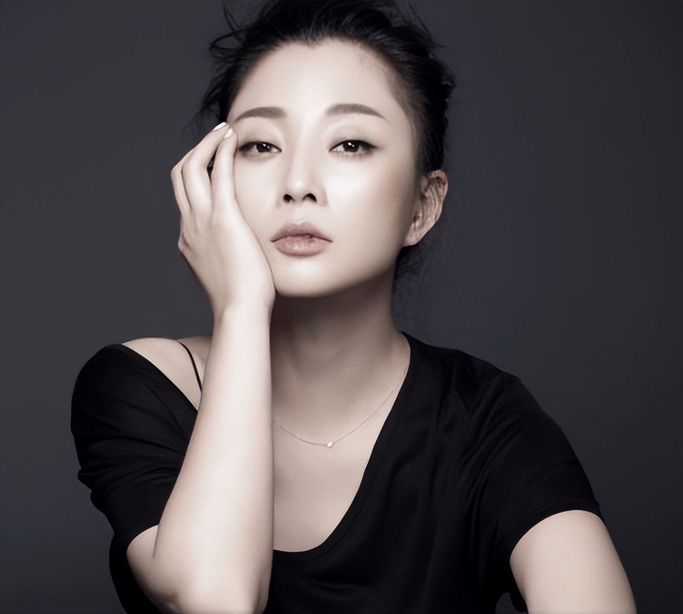 冻龄美女殷桃，她的意中人是谁？本可以靠颜值吃饭，却靠演技