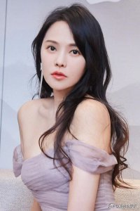 ​55岁的伊能静，这一次，给女明星们好好“上了一课”