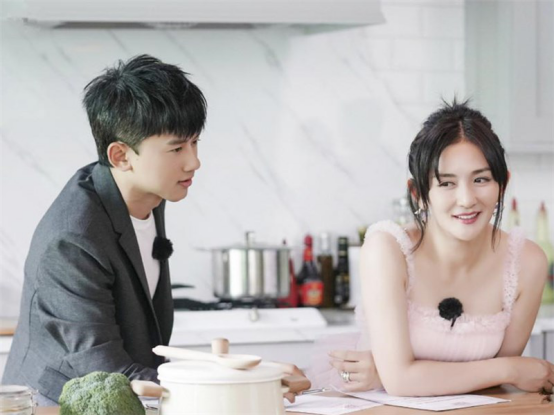 张杰儿子和女儿叫什么(张杰属于哪个唱片公司)