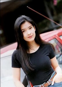 ​周慧敏个人资料及图片(周慧敏年龄究竟多少岁）