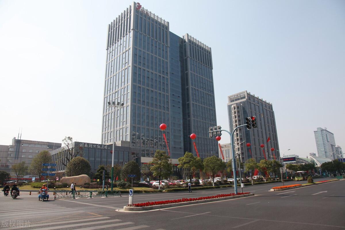 江苏省苏州市张家港市属于哪个区（张家港在哪个省哪个地方）