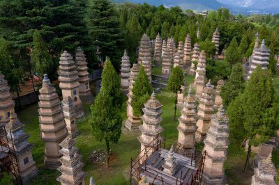 ​登封和中牟哪个地方好(中牟和登封哪个发达)