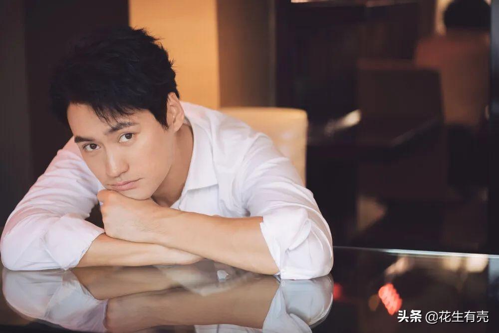 袁弘笑谈张歆艺：起初她老是爱整我，没想到最后竟成我老婆